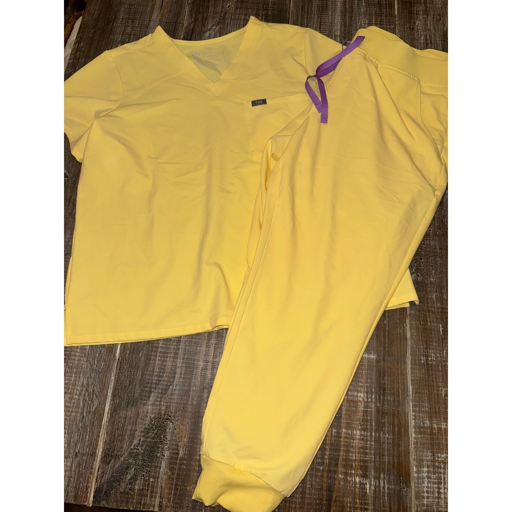 Figs Technical Collection Women Yellow V-Neck Scrub Top and Jogger Pants XL P